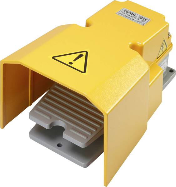 TRU COMPONENTS XF-502 Fußschalter 250 V/AC 15 A 1 Pedal mit Schutzhaube 1 Schließer, 1 Öffner 1 St.