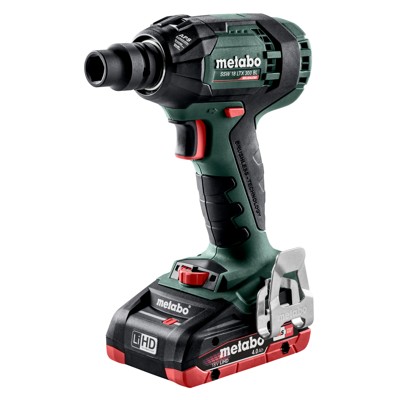 metabo® - Akku-Schlagschrauber SSW 18 LTX 300 BL 1/2", 2x 4,0Ah, Koffer + ASC 55